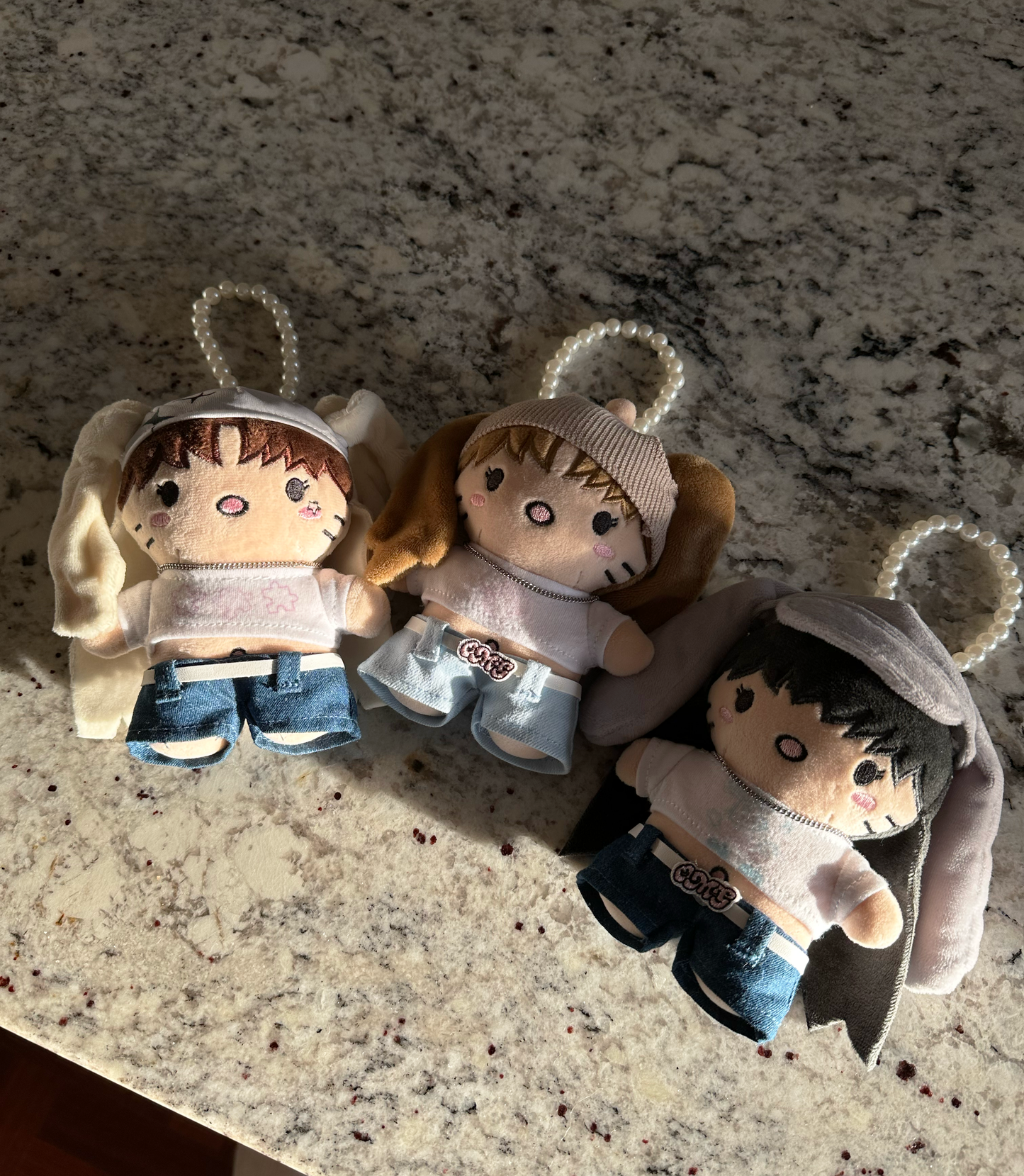 newjeans keychain bundle